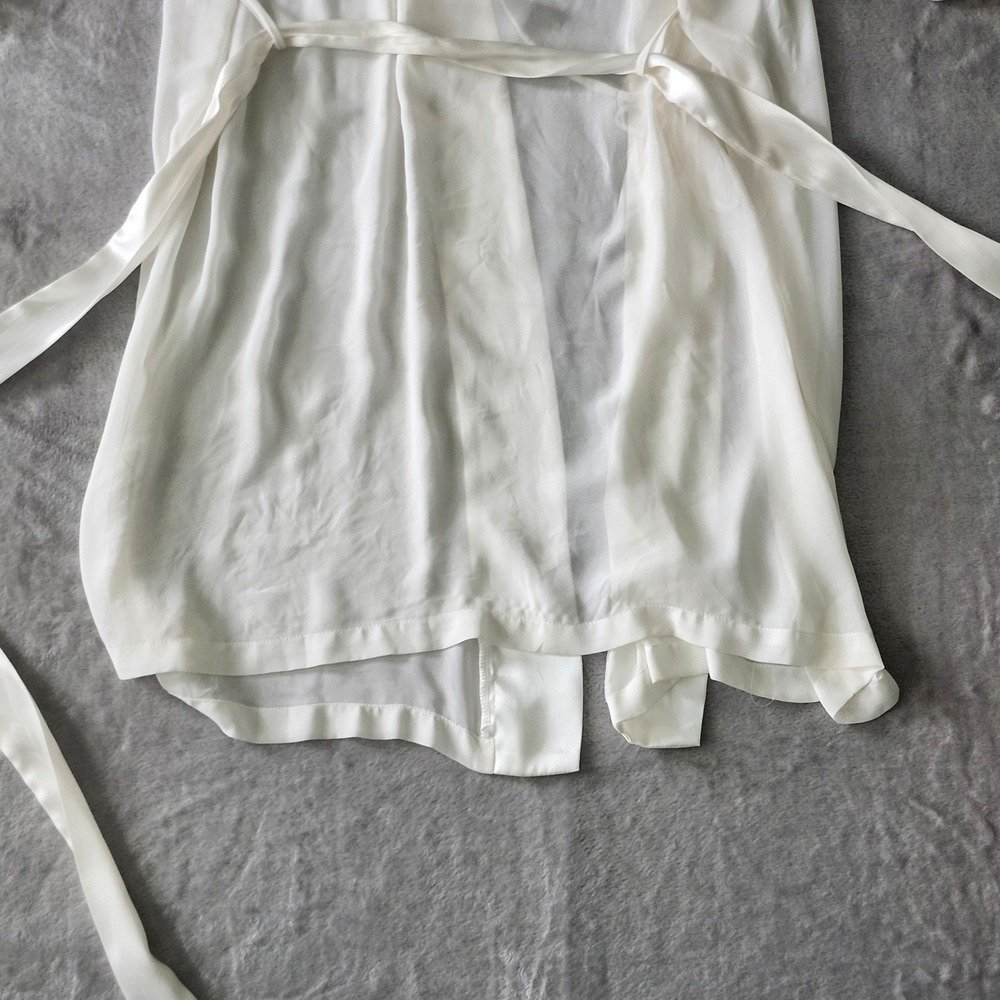 Expressions California Dynasty Embroidered Robe Satin Detail Floral Size Small - Picture 15 of 16